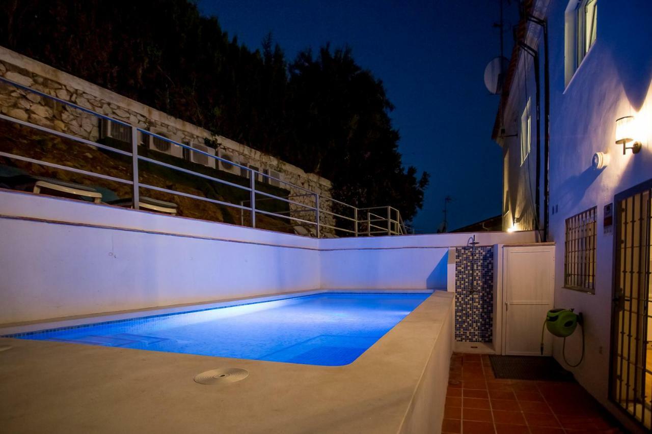 Luxury With Private Swimming Pool Apartment *